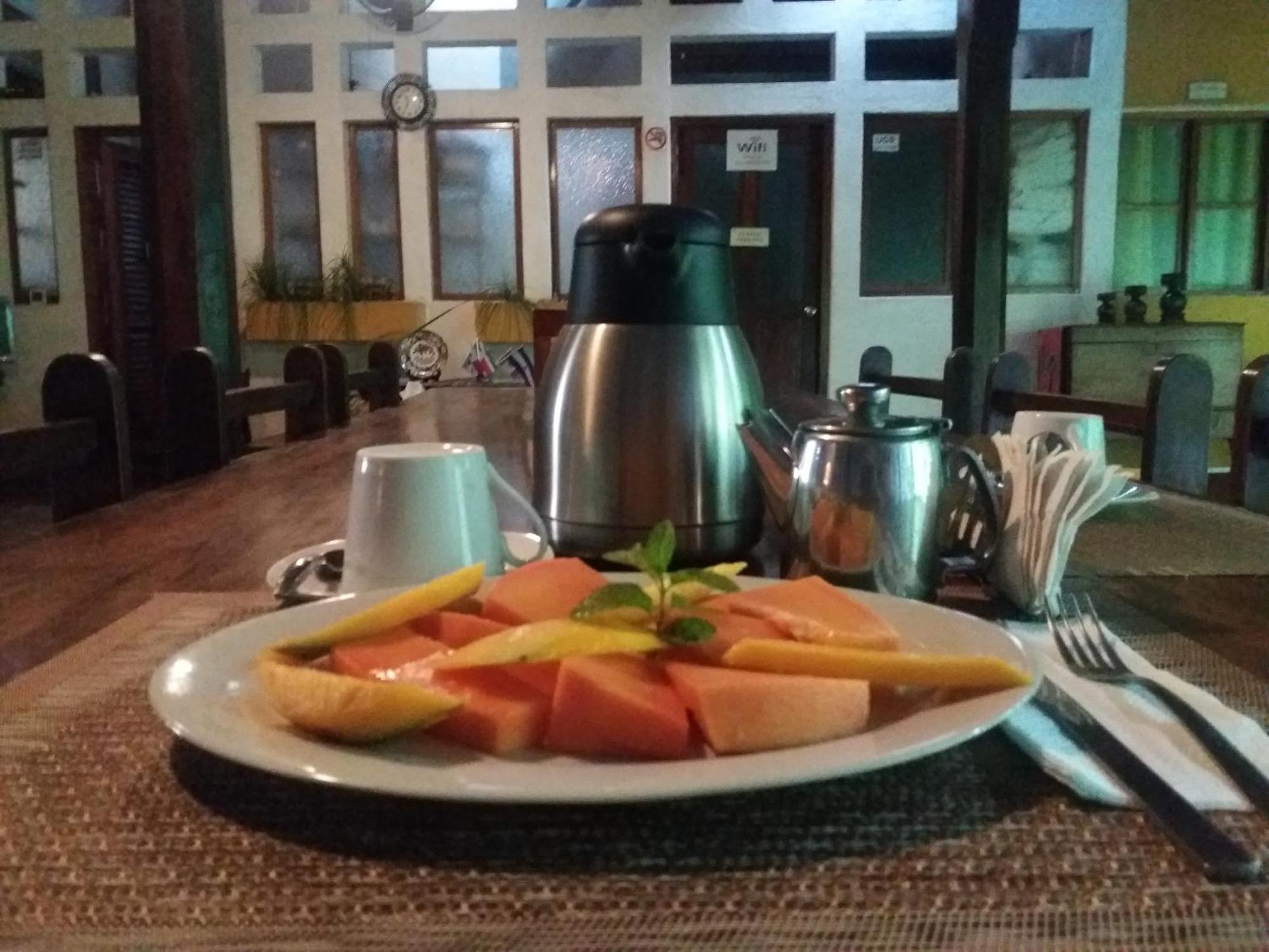 Hostal Fuente Castalia, B Y B เลออน ภายนอก รูปภาพ